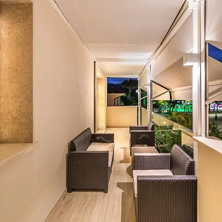 Sea Holidays Apartamento *